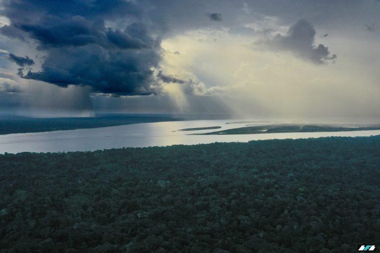 amazon_201359z-2048x1366_2